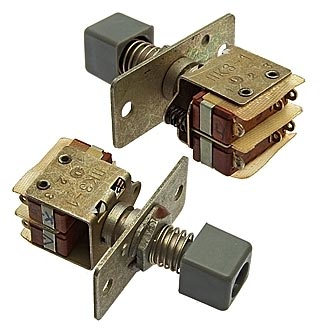 Кнопочные переключатели ПК3-1 