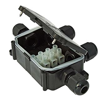Коробка распред-ая BOX-4 IP65 3pin CA10-4P 10A/450V Коробка распред-ая BOX-4 IP65 3pin CA10-4P 10A/450V