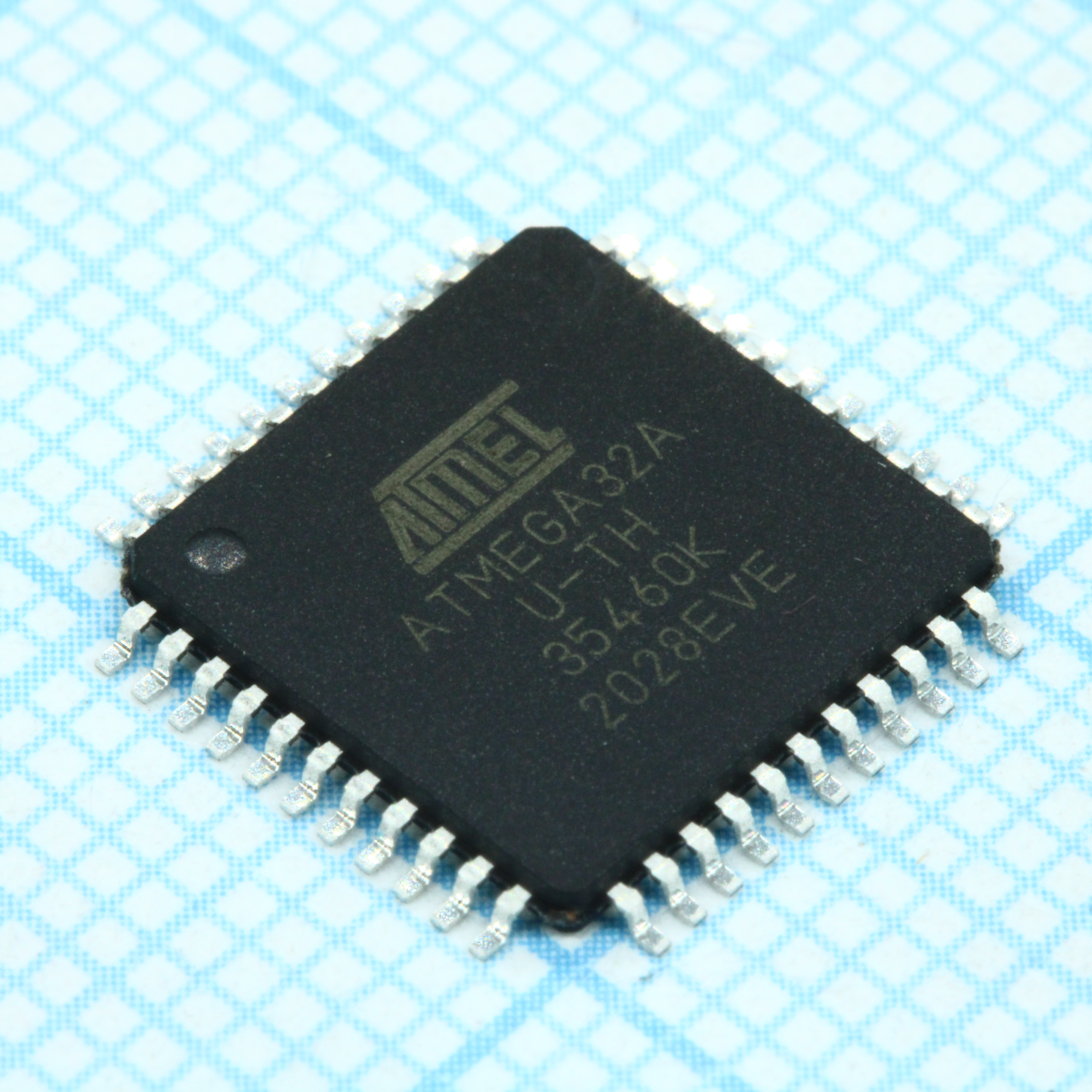 Контроллеры ATMEGA32A-AU MCHP