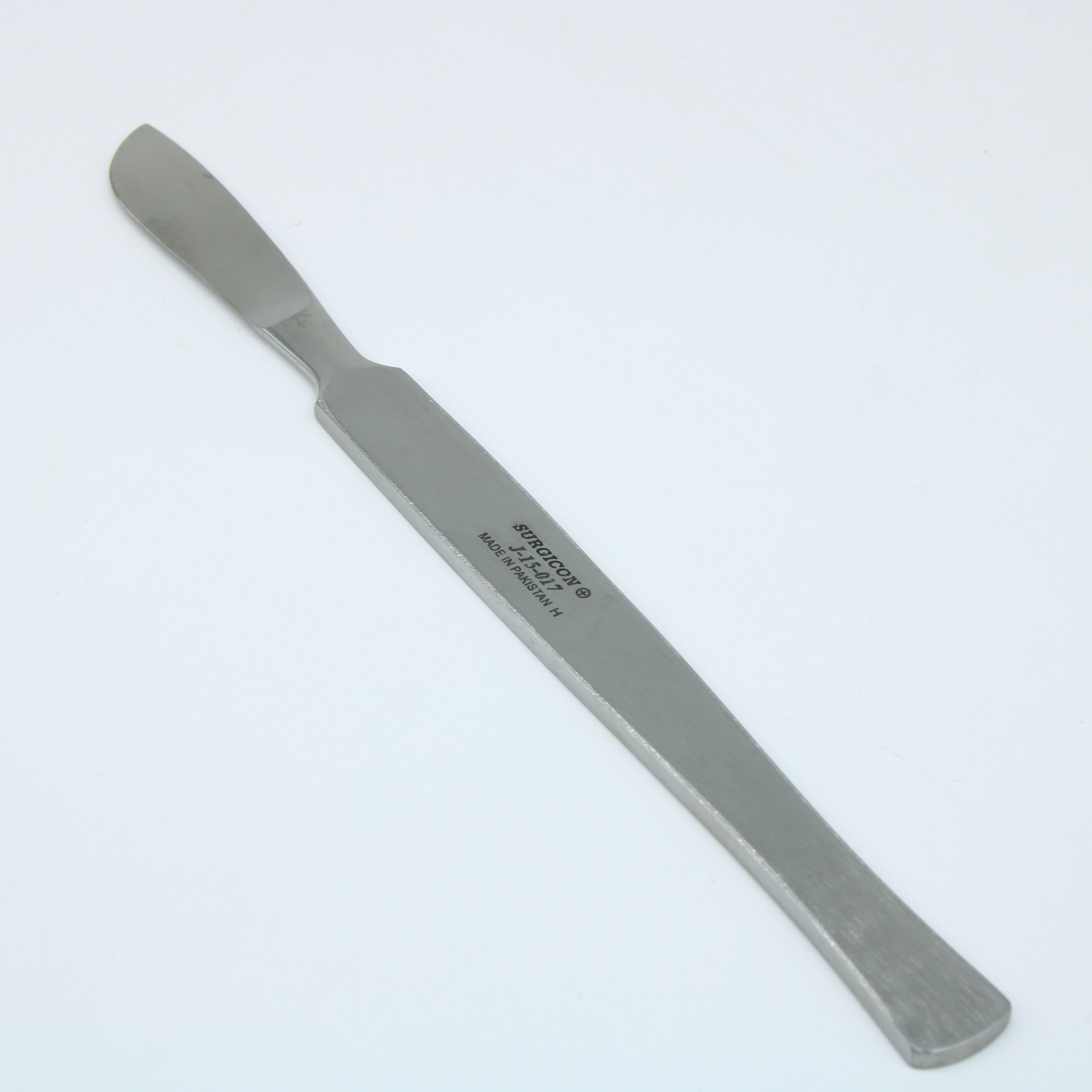Режущий инструмент Нож монтажный тип скальпель СК-03 150мм REXANT