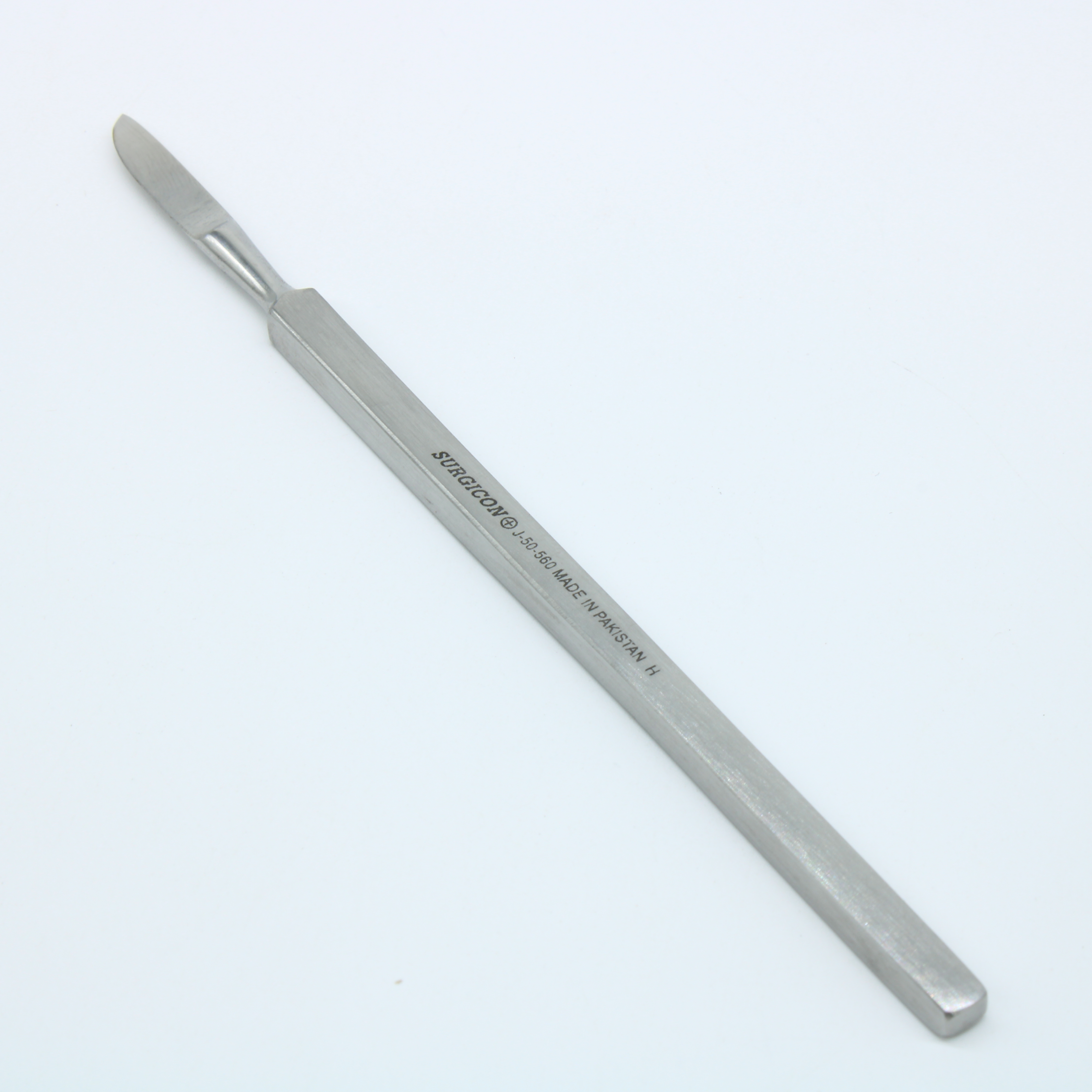 Режущий инструмент Нож монтажный тип скальпель СК-01 120мм REXANT