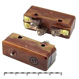 Микропереключатели А812 