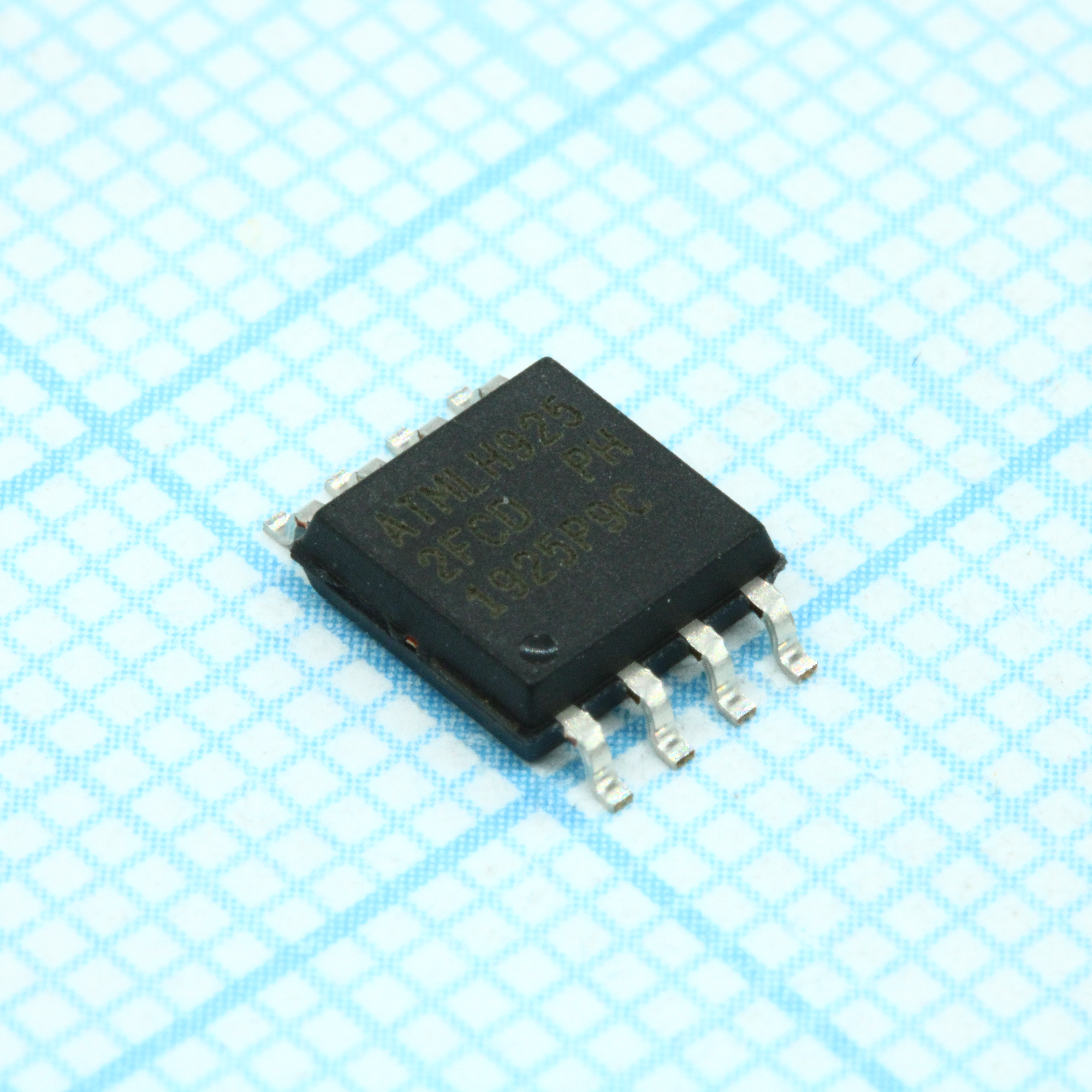 Микросхемы памяти AT24C512C-SHD-B MCHP