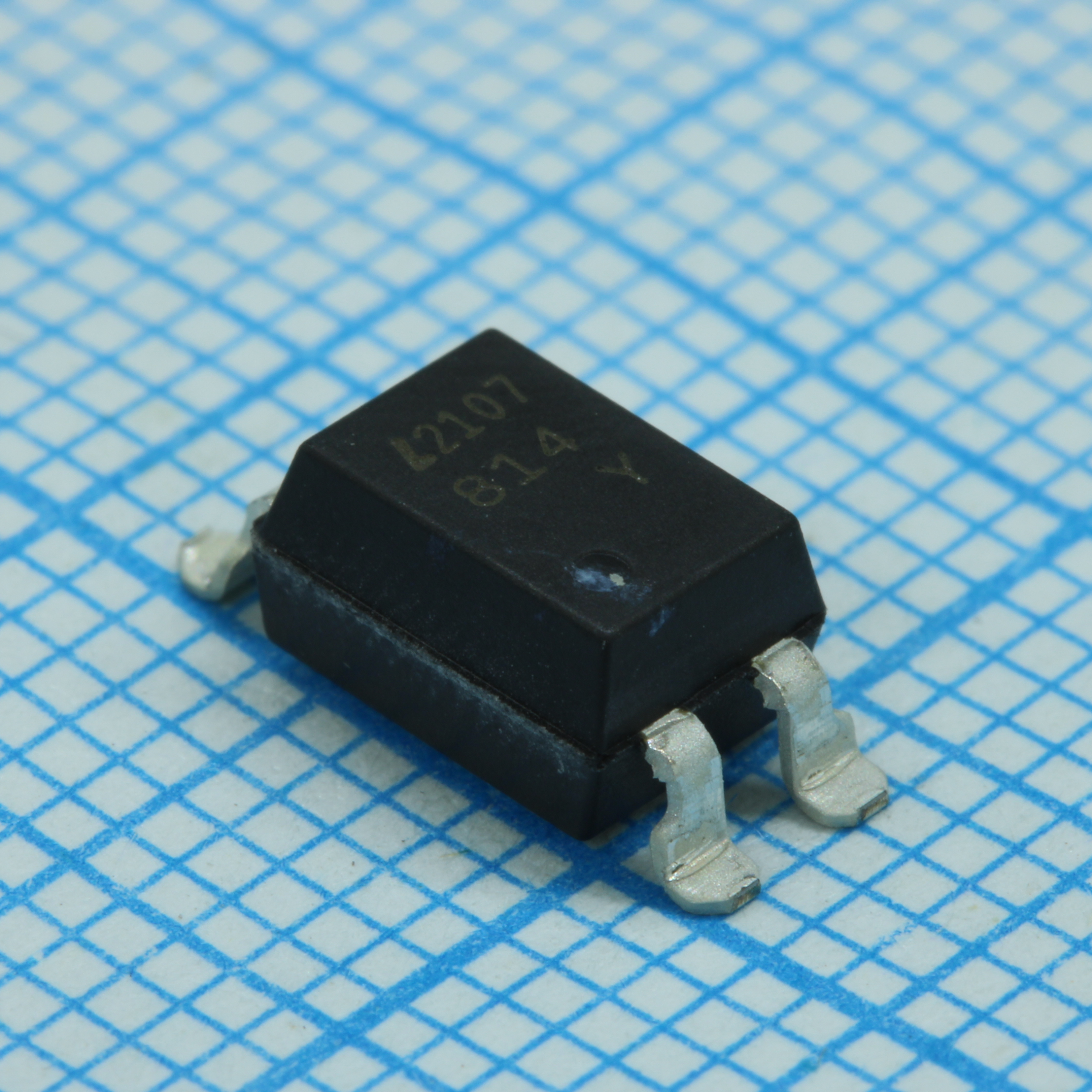 Оптотранзисторы HCPL-817-50CE Broadcom
