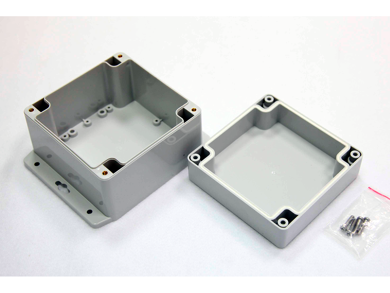 Корпуса для РЭА G279MF-IP67 GAINTA