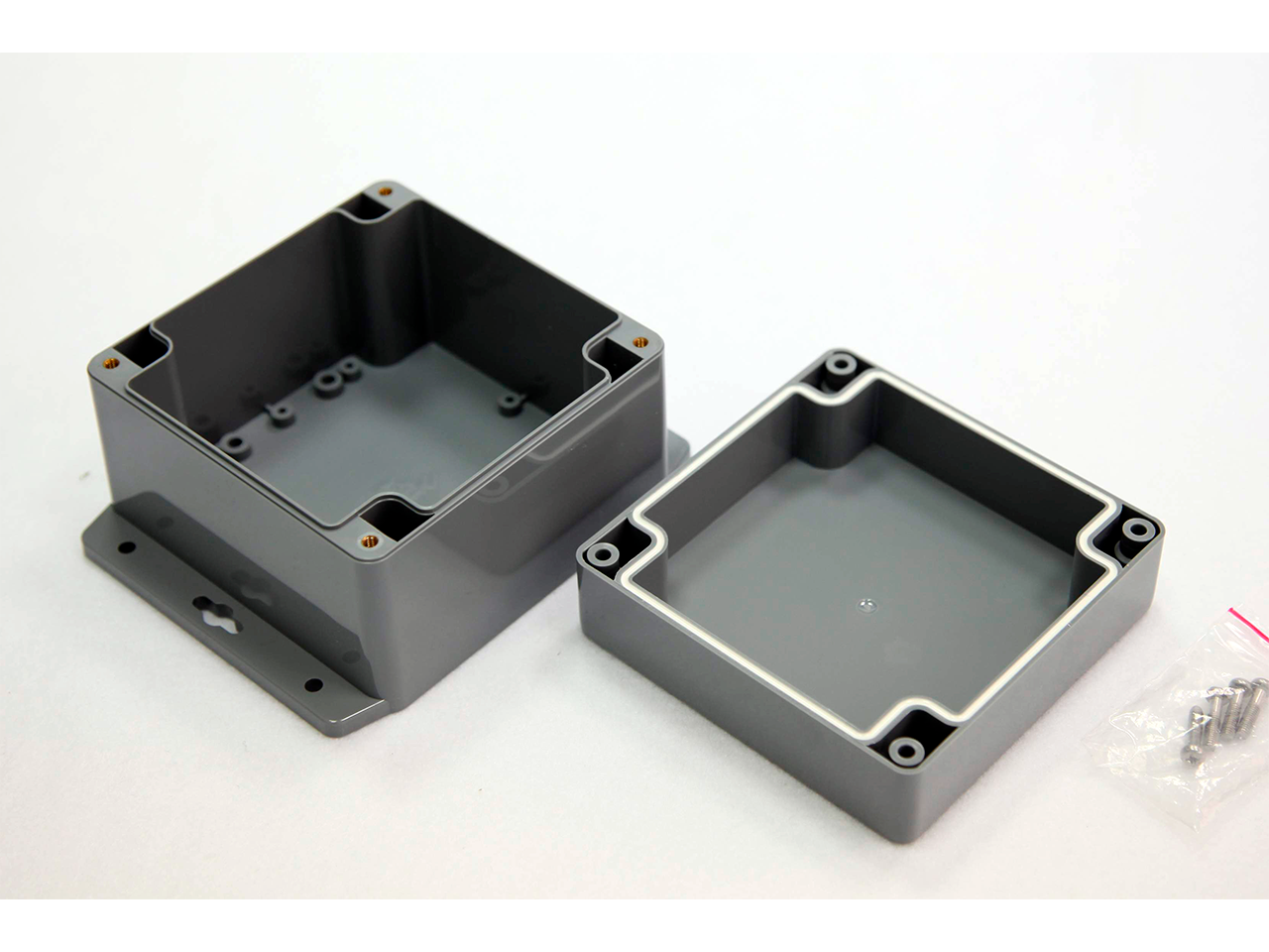 Корпуса для РЭА G387MF-IP67 GAINTA