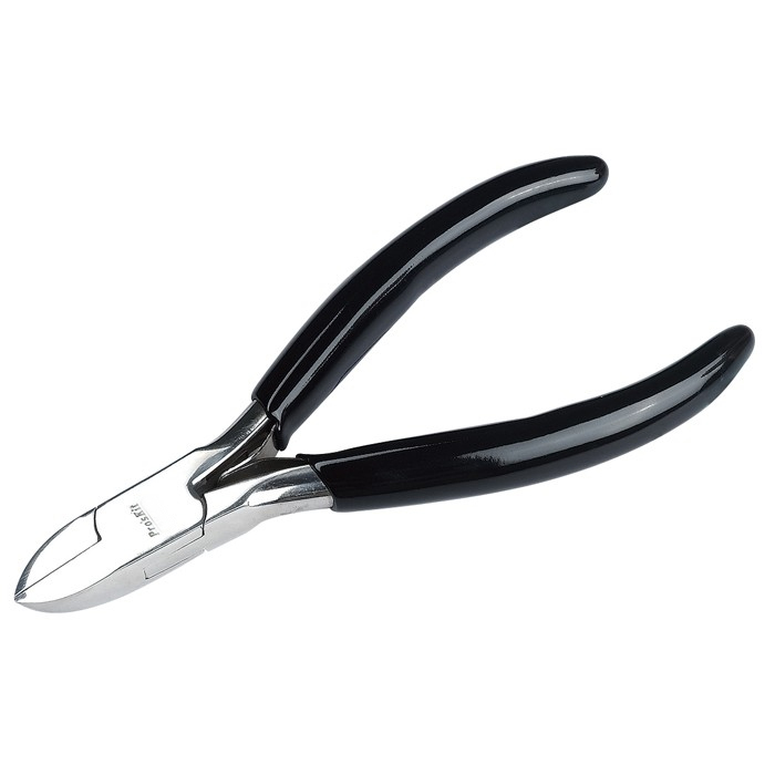 Для зачистки и обрезки кабеля 1PK-22 ProsKit